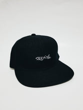 Load image into Gallery viewer, &quot;DRUGS&quot; SNAPBACK