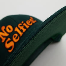 Load image into Gallery viewer, &quot;NO SELFIES&quot; SNAPBACK