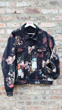 Load image into Gallery viewer, &quot;FLOURISHING&quot; FLORAL TRUCK JACKET